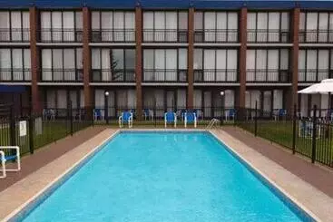 모텔 Richmond Henty