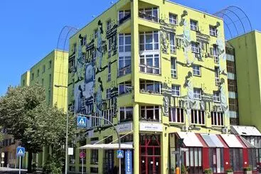 هتل Plaza Inn Berlin Charlottenburg