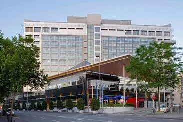 Szálloda Pullman Cologne