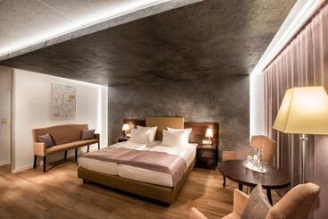 Отель Wyndham Garden Kassel