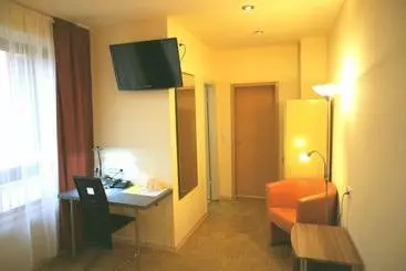 בית מלון כפרי City Mannheim