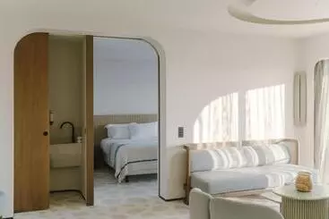 Отель Hôtel & Spa Belle Plage