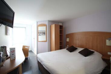 ホテル Kyriad Nancy Sud  Ludres