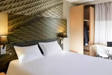 בית מלון כפרי Ibis Sallanches Porte Du Montblanc