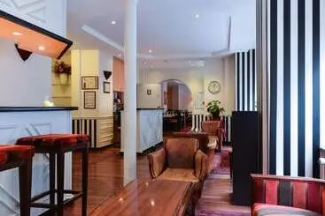 ホテル Maison Du Pré