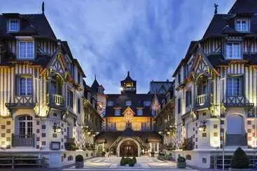 Hotel Barriere Le Normandy