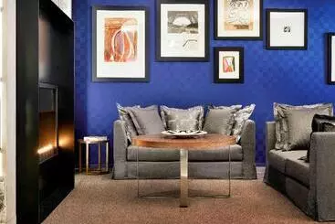 ホテル Sofitel Paris Arc De Triomphe