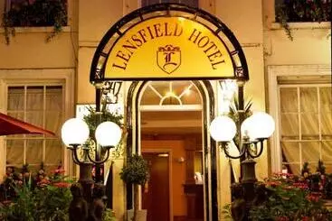هتل Lensfield