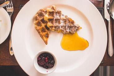 酒店 Crathorne Hall