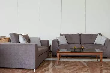 Tzaki Hotel & Restaurant Patras