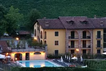 בית מלון כפרי Barolo