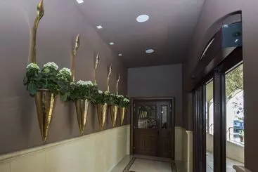 Отель Cavaliere