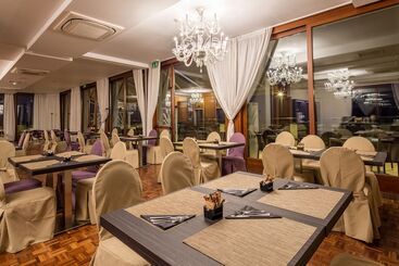 בית מלון כפרי Grande Albergo Roma