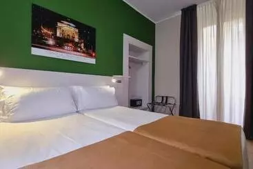 Green Class Hotel Astoria