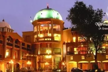 בית מלון כפרי Grand Heritage Narmada Jacksons