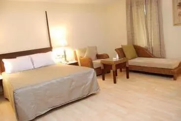 ホテル The Ashhok Hassan