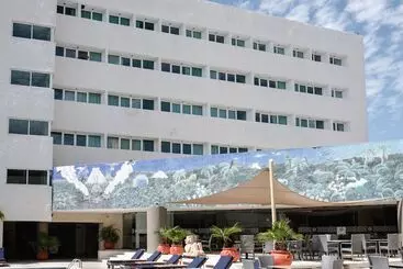 בית מלון כפרי Los Aluxes