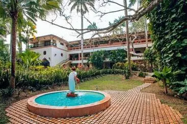 Mayaland Hotel & Bungalows