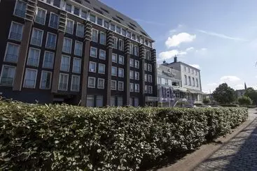 酒店 Golden Tulip West Ende