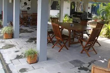 דירות לתיירים Pacific Lagoon Apartments