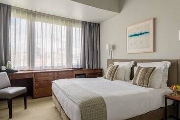 ホテル Dom Carlos Park