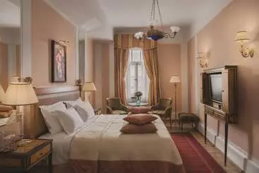 בית מלון כפרי Grand Europe, A Belmond , St Petersburg