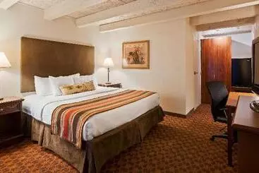 فندق Best Western Outlaw Inn