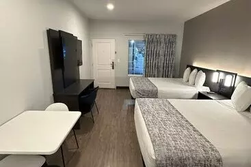 فندق Studio 6 Corona, Ca West