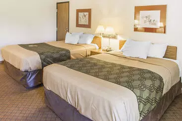 ホテル Econo Lodge Inn & Suites