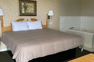 בית מלון כפרי First Heritage Inn Rantoul