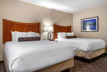 בית מלון כפרי Best Western Swiss Clock Inn