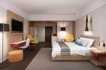 Century Park Hotel La