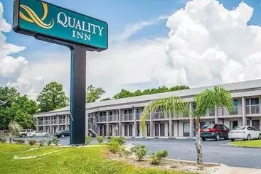בית מלון כפרי Quality Inn & Conference Center Panama City