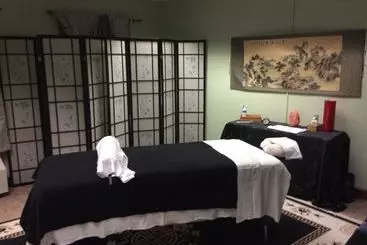 Cortina Inn & Resort