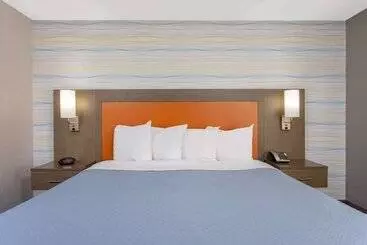 Otel Days Inn By Wyndham Lanham Washington Dc