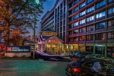 هتل Hilton Garden Inn Reagan National Airport