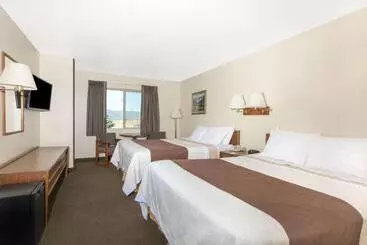 هتل Days Inn By Wyndham Missoula Airport