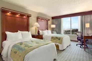 Отель Hilton Fort Lauderdale Airport