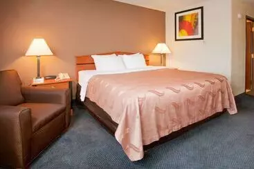 ホテル Quality Inn Stadium Area