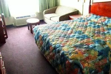 호텔 A Victory Inn Mount Clemens