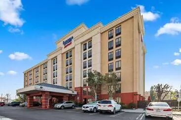 فندق Fairfield Inn & Suites Anaheim North Buena Park