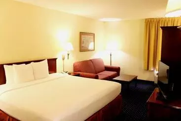 Surestay Plus Hotel By Best Western Chicago Lombard