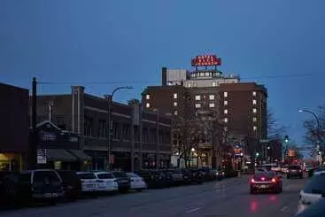 ホテル Alex Johnson Rapid City Curio Collection By Hilton