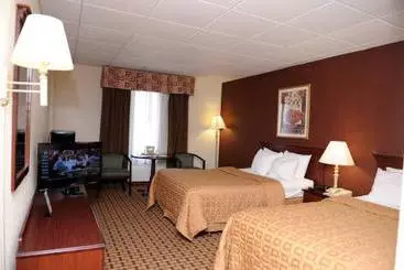 Отель Quality Inn & Suites