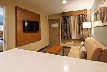 فندق Best Western Carlsbad By The Sea