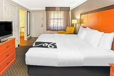 هتل La Quinta Inn By Wyndham Wichita Falls