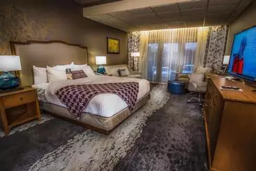 호텔 Lodge Of Four Seasons Golf Resort, Marina & Spa