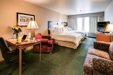 Best Western Plus Plaza Hotel