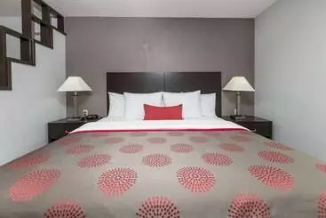 בית מלון כפרי Ramada By Wyndham El Paso