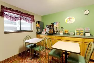 모텔 Super 8 By Wyndham Green River